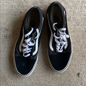 Black Vans!